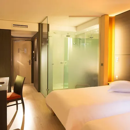 Hotel Oceania 4*