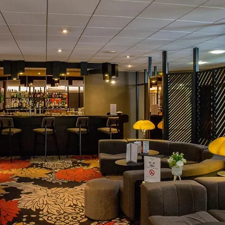 Oceania Hotel
